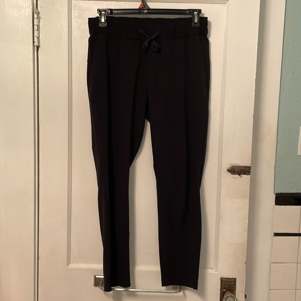 Lululemon Woven On the Fly Pant 27 inch